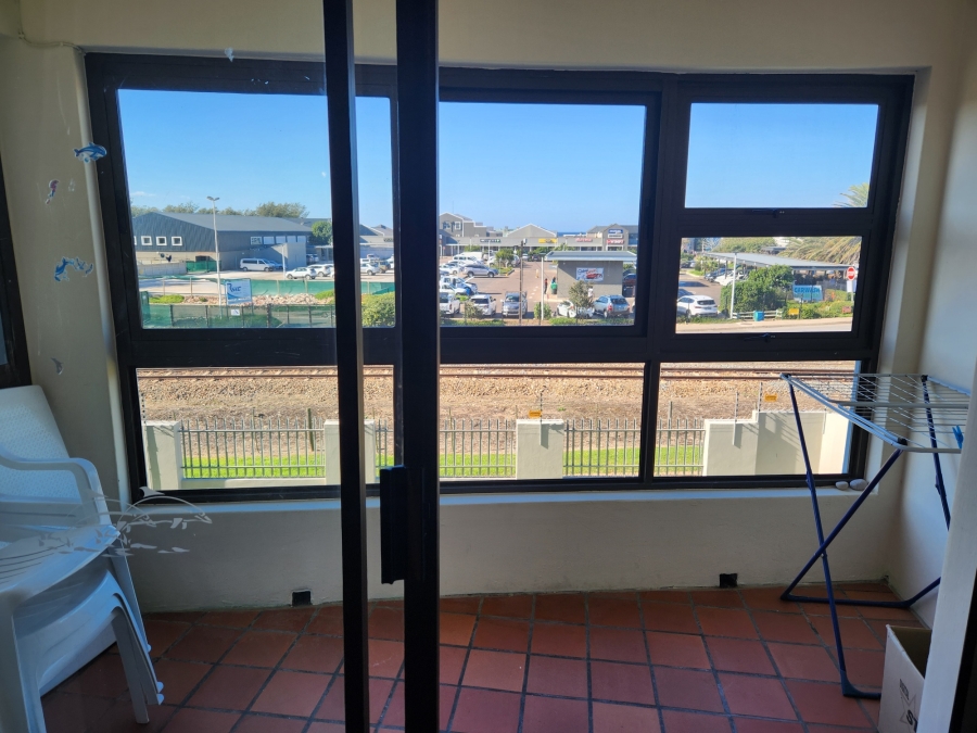 2 Bedroom Property for Sale in Hartenbos Central Western Cape